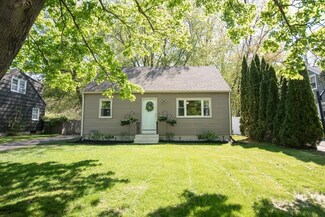 31 Clyde Ave, West Springfield, MA 01089