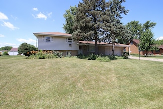 16520 S Ivy Ln, Plainfield, IL 60586