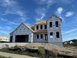 805 Viewpoint Ave, Waukesha, WI 53188