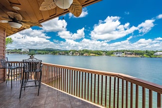 310 Kleinshore Rd, Hot Springs National Park, AR 71913