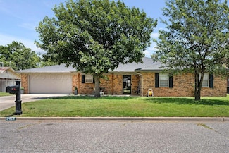 2428 N Fir St, Pampa, TX 79065