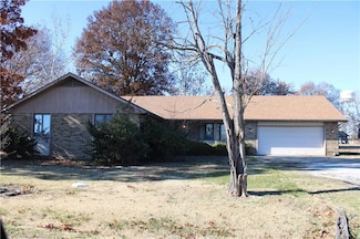 714 S Long Ave, Arma, KS 66712