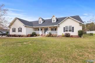 1327 Ponderosa Ave, Albertville, AL 35950
