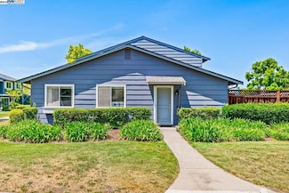 1825 Monterey Dr, Livermore, CA 94551