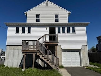 41 West Ave, Lawrence, NY 11559