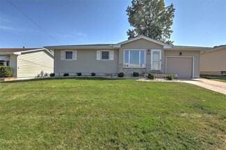 1514 N Home Park Ave, Decatur, IL 62526