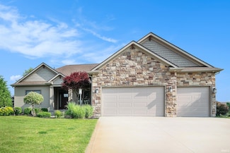 645 E Essex Dr, Warsaw, IN 46582