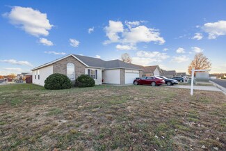 1113 Woodland Ridge Dr, Monett, MO 65708