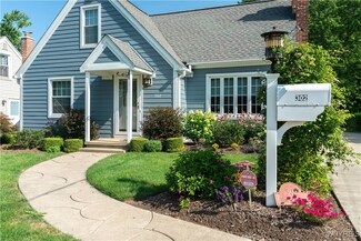 302 E Prospect Ave, Hamburg, NY 14075