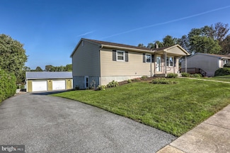 236 New St, Terre Hill, PA 17581