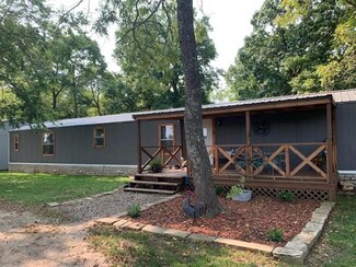15460 E 1350 Rd, Mound City, KS 66056