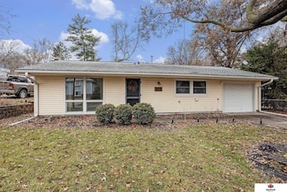 7115 Aylesworth Ave, Lincoln, NE 68505
