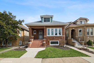 5411 N Lotus Ave, Chicago, IL 60630
