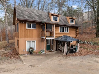 3718 Click Rd, Petoskey, MI 49770