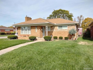 16405 Collinson Ave, Eastpointe, MI 48021