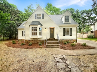 1212 Beechdale Dr, Charlotte, NC 28212