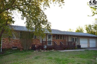 284 8th Ave, Inman, KS 67546