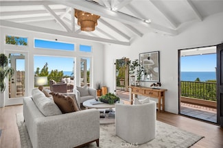31402 Ocean View St, Laguna Beach, CA 92651
