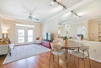 1711 Old Spanish Trail Unit 340, Houston, TX 77054