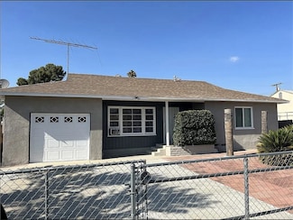 424 W Mayberry Ave, Hemet, CA 92543