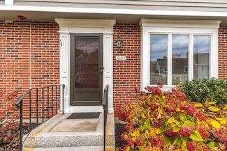 4403 Deerfield Cir, Peabody, MA 01960