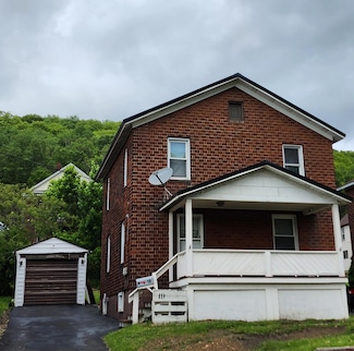 19 Powers Ave, Johnsonburg, PA 15845