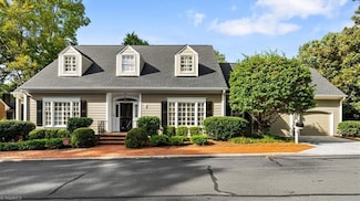 8 Ashton Square, Greensboro, NC 27408