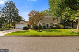 103 Country Club Dr, Linwood, NJ 08221
