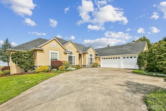 49 Bentley Dr, Kelso, WA 98626
