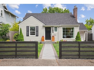 118 E 36th St, Vancouver, WA 98663