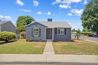 801 S Clark St, Visalia, CA 93292