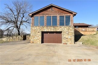 477017 E 1100 Rd, Roland, OK 74954
