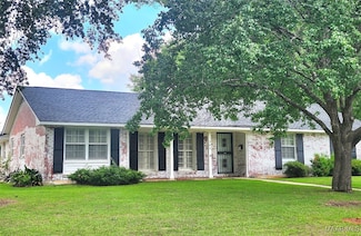 305 Sterling Dr, Montgomery, AL 36109