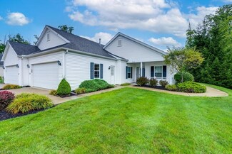 10766 Crossings Dr, Aurora, OH 44202