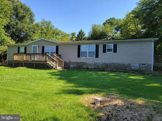 696 Sandalwood Dr, Felton, DE 19943