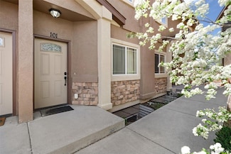 1510 York Rd Unit 101, Colorado Springs, CO 80918