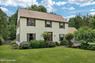 58 Waters Rd, East Greenbush, NY 12061