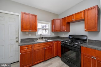 1078 Morton St, Camden, NJ 08104
