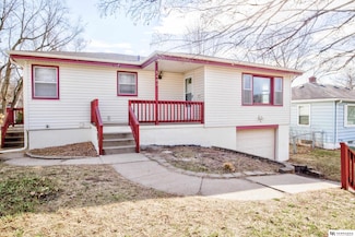 5403 Boyd St, Omaha, NE 68104