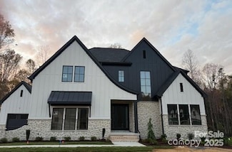 136 Castleview Ln, Mooresville, NC 28115