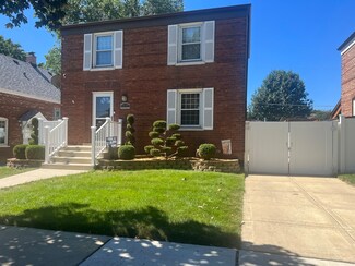 6420 S Lavergne Ave, Chicago, IL 60638