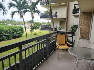 555 NW 4th Ave Unit 2200, Boca Raton, FL 33432