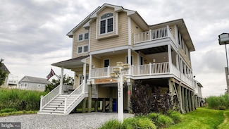121 N Bayshore Dr, Frederica, DE 19946