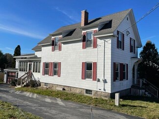 23 Dartmouth St, Biddeford, ME 04005