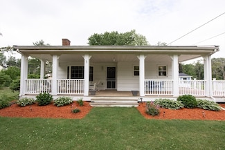 1385 Vernon St, Bridgewater, MA 02324