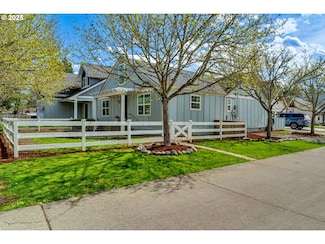 3080 Willakenzie Rd, Eugene, OR 97401