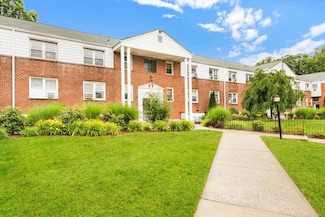 10 South Rd Unit 2F, Harrison, NY 10528
