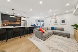 243 3rd St, Jersey City, NJ 07302