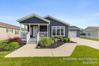 5231 E Scenic Turn Ln, Holland, MI 49423