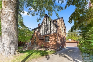 745 Beechmont St, Dearborn, MI 48124